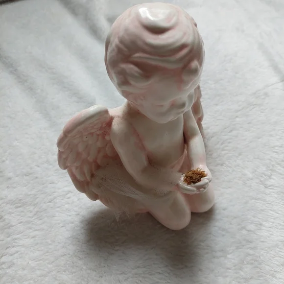 Pastel Pink Angel/Cherub Figurine - Picture 9 of 9